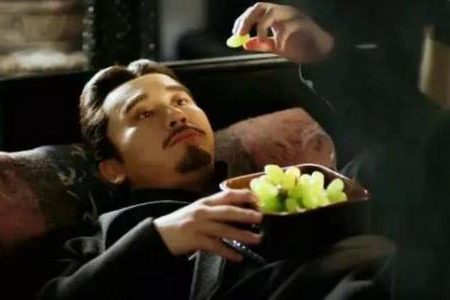 三国时期曹丕在位几年哪年驾崩的