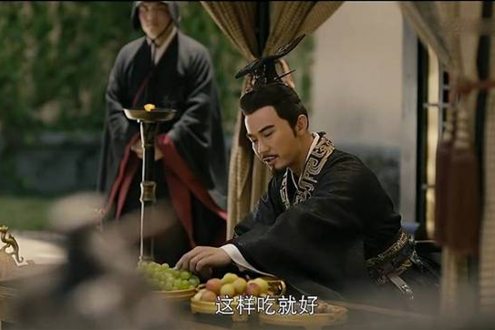 三国时期曹丕在位几年哪年驾崩的