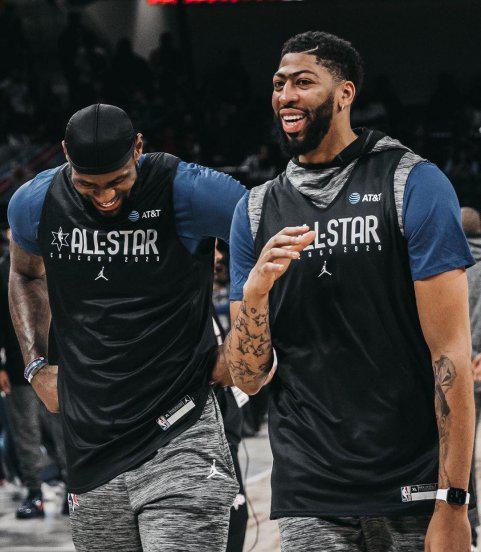 詹姆斯taco tuesday