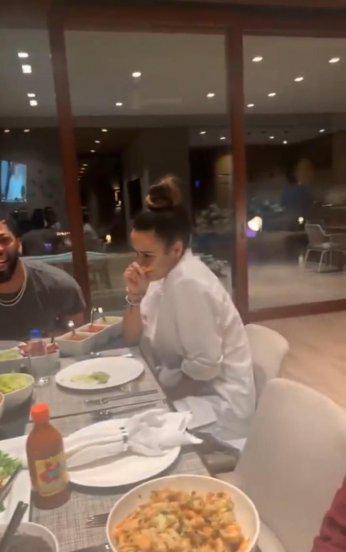 詹姆斯taco tuesday