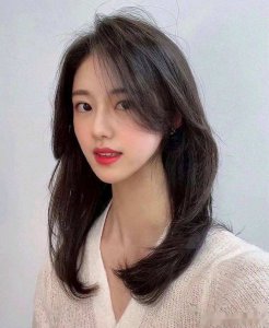 刘海怎么剪好看 不同类型的额头适合什么样的刘海