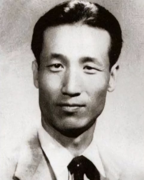 潜伏大结局是什么