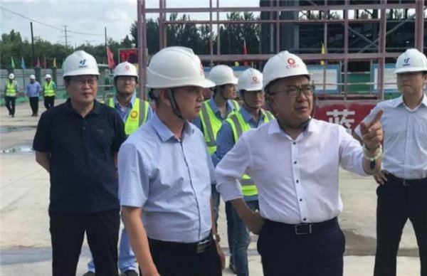 中国科学家潘锦功简介