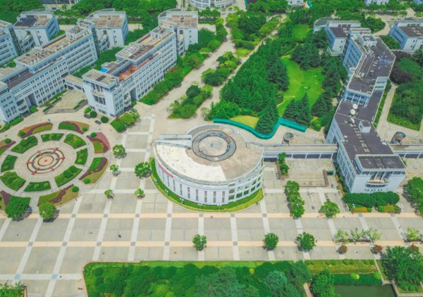 上海大学是985还是211