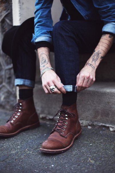 牛仔裤搭配什么鞋男