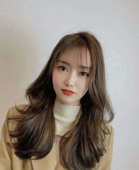 目前最流行的发型女