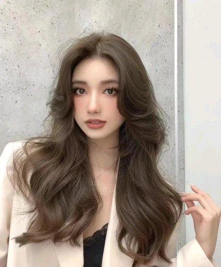 目前最流行的发型女