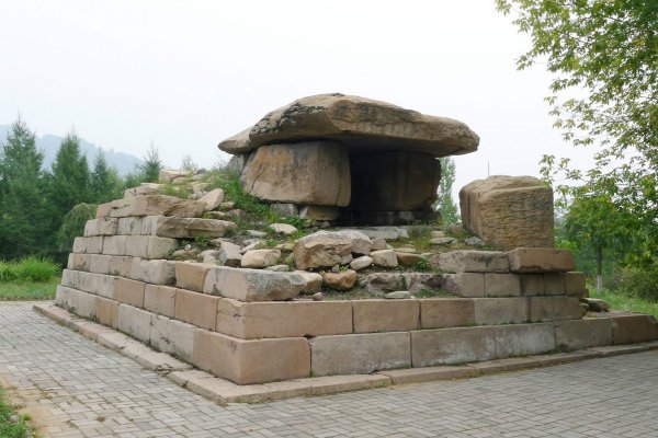 人在棺材腐烂过程图片