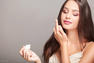 眼霜的使用方法 眼霜的正确手法应该第几步骤使用