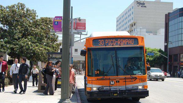 美国洛杉矶属于哪个州