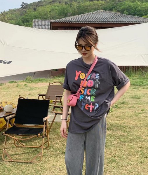 肩宽女生适合穿什么衣服