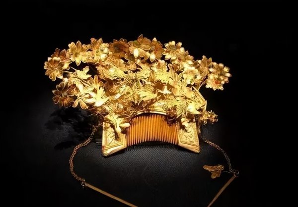 现在老金值多少钱一克