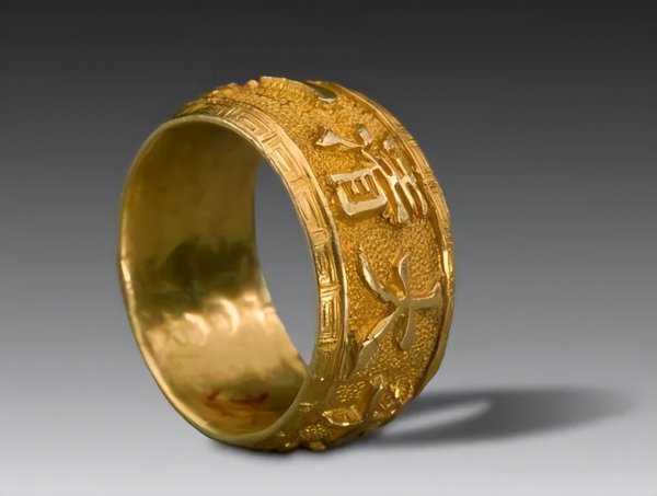 现在老金值多少钱一克