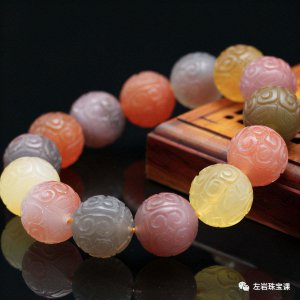 盐源玛瑙什么颜色最贵 盐源玛瑙的产地和特点介绍