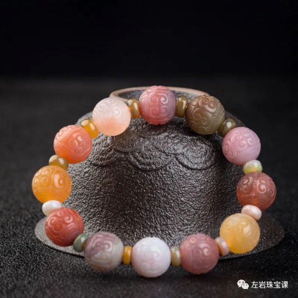 盐源玛瑙什么颜色最贵