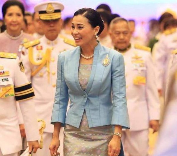 前车之鉴后车之师什么意思