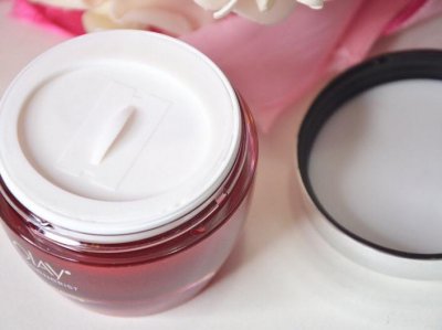 玉兰油适合什么年龄的女人用 4款常见的玉兰油面霜