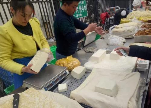 乡镇卖什么东西销路好