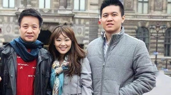 著名歌唱家阎维文简历及个人资料介绍