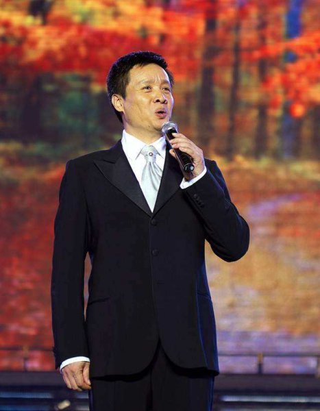 著名歌唱家阎维文简历及个人资料介绍