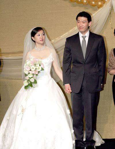 著名歌唱家阎维文简历及个人资料介绍