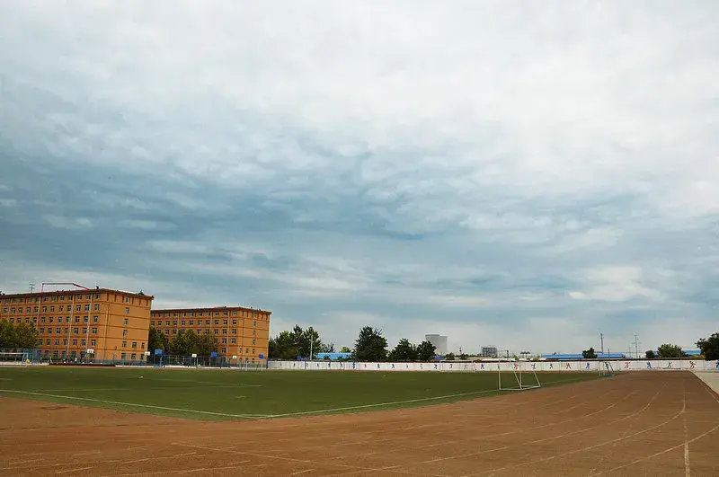 保定理工学院学费多少钱一年