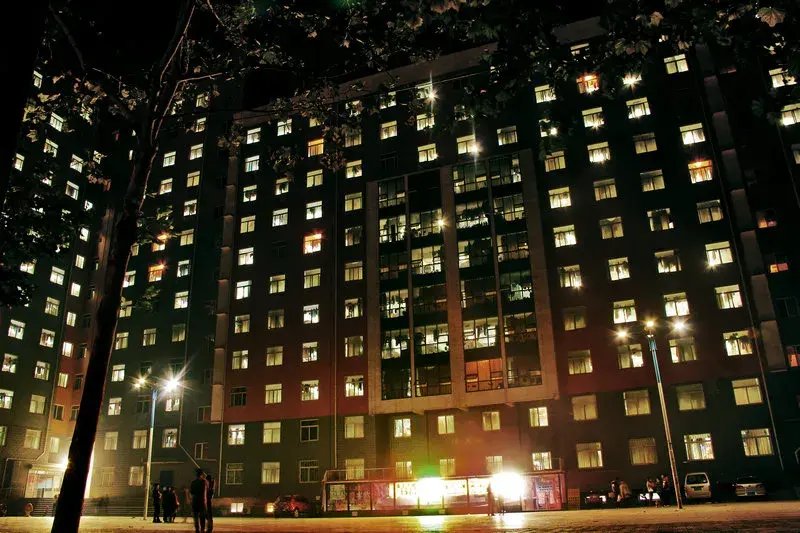 保定理工学院学费多少钱一年