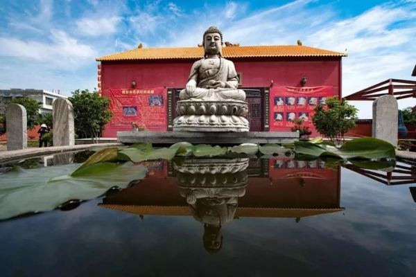 静心礼佛是什么意思