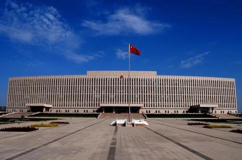 临河属于内蒙哪个市