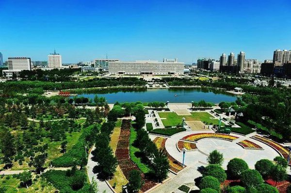 临河属于内蒙哪个市