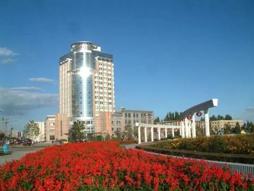 临河属于内蒙哪个市