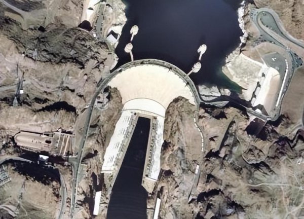 胡佛大坝在哪里