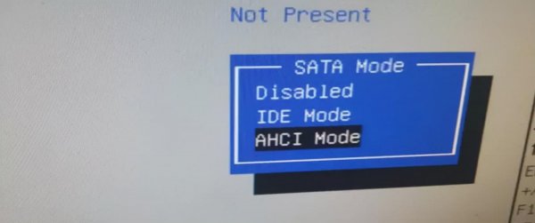 电脑主机启动一下又灭一直反复