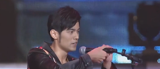 蔡徐坤篮球梗什么意思