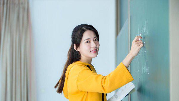 女朋友来月经暖心的话异地恋