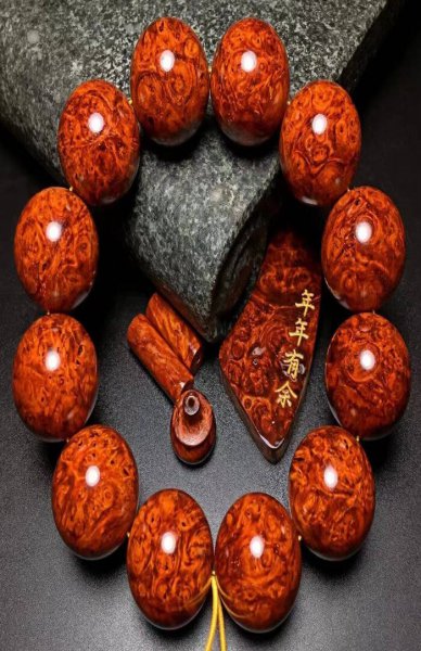 几十块的小叶紫檀手串是真的吗