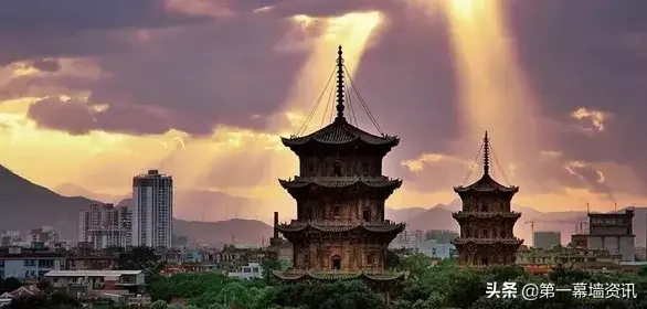 福建省泉州市开元寺内的什么塔