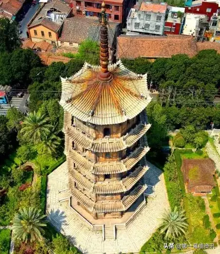 福建省泉州市开元寺内的什么塔