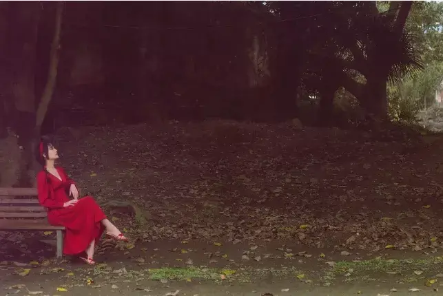 出轨的男人晚上睡觉有哪四个特点