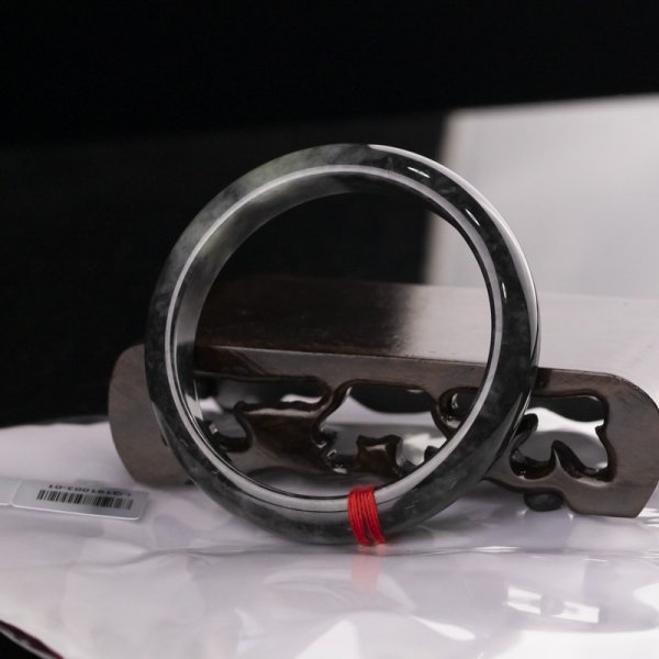 墨翡翠和墨翠的区别在哪里