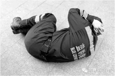 正确的避震姿势有哪些