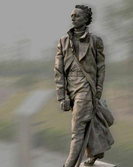 前苏联作家尼古拉奥斯特洛夫斯基的简介及事件