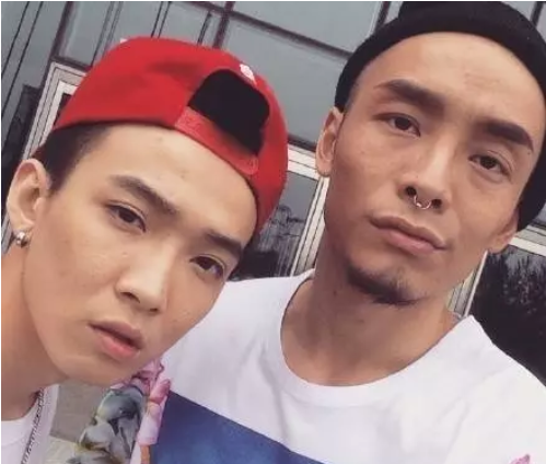 徐真真和tt什么关系