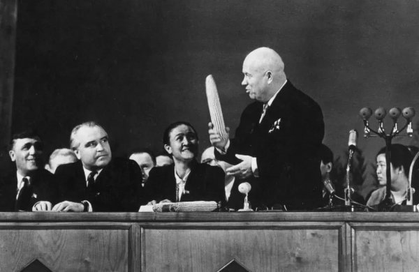 苏联为什么对中国这么好