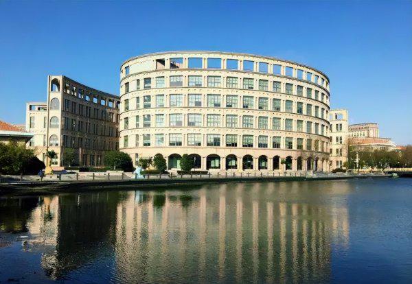 学金融哪个学校好