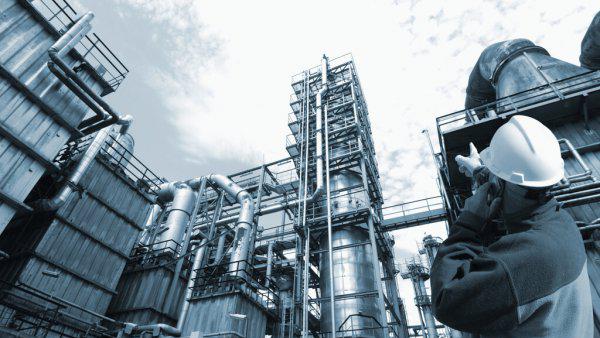 石油工人一个月多少钱