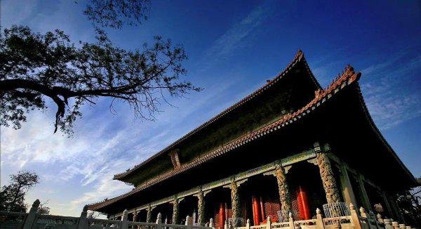 孔子母亲是一个怎样的人