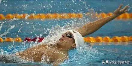 游泳水温度在多少度合适