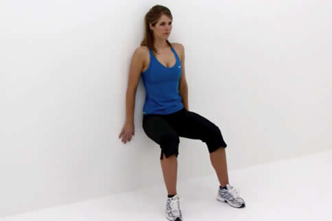 背靠墙半蹲有什么效果影响