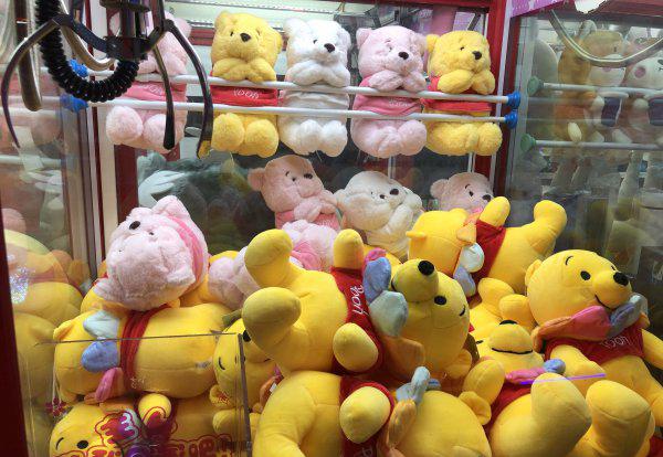 在娃娃机上抓娃娃技巧分享